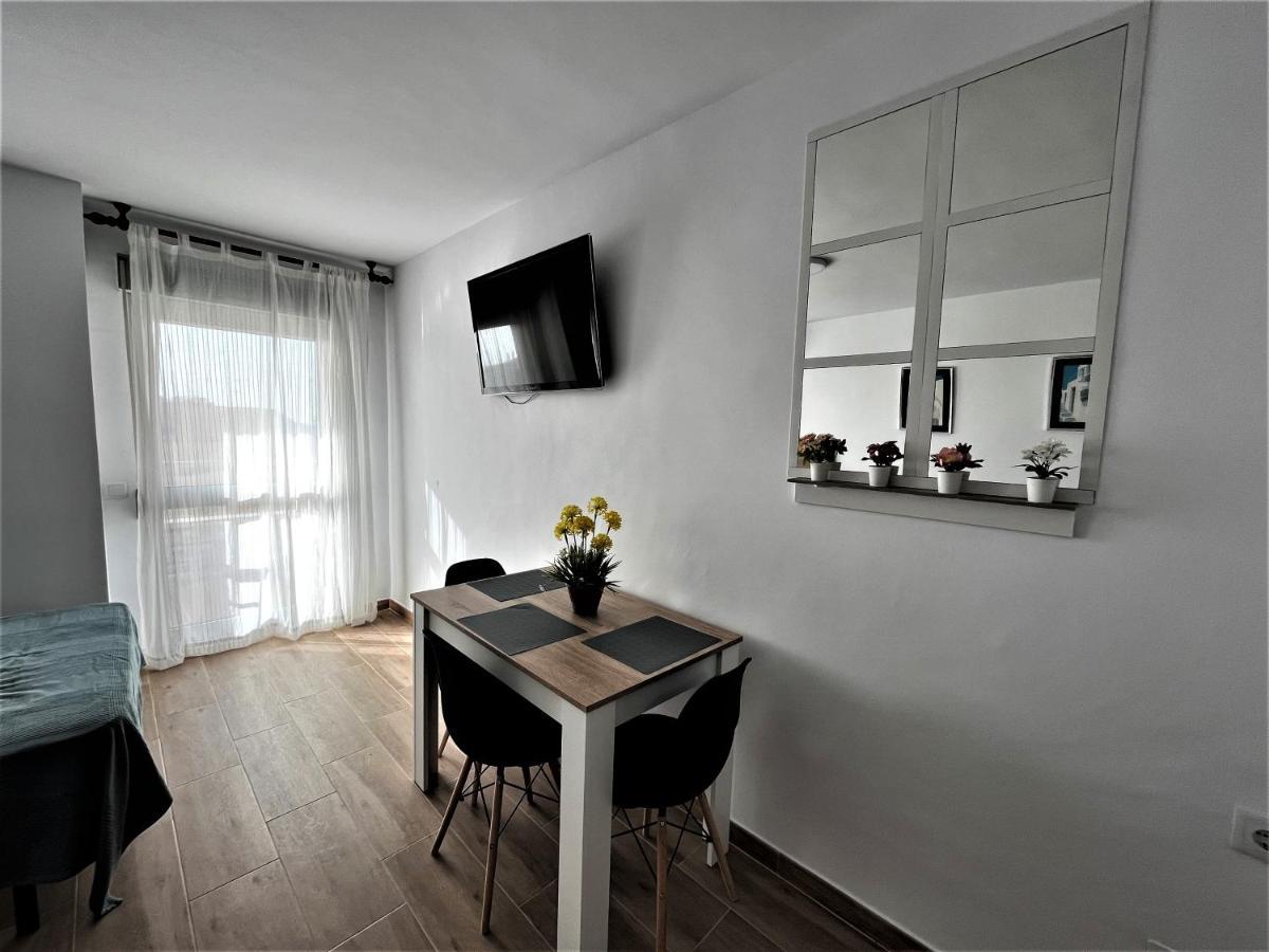 Ver7 - Estudio, Wifi, Fire Stick Amazon, Terraza, Vistas Al Mar, Piscina 토레몰리노스 외부 사진