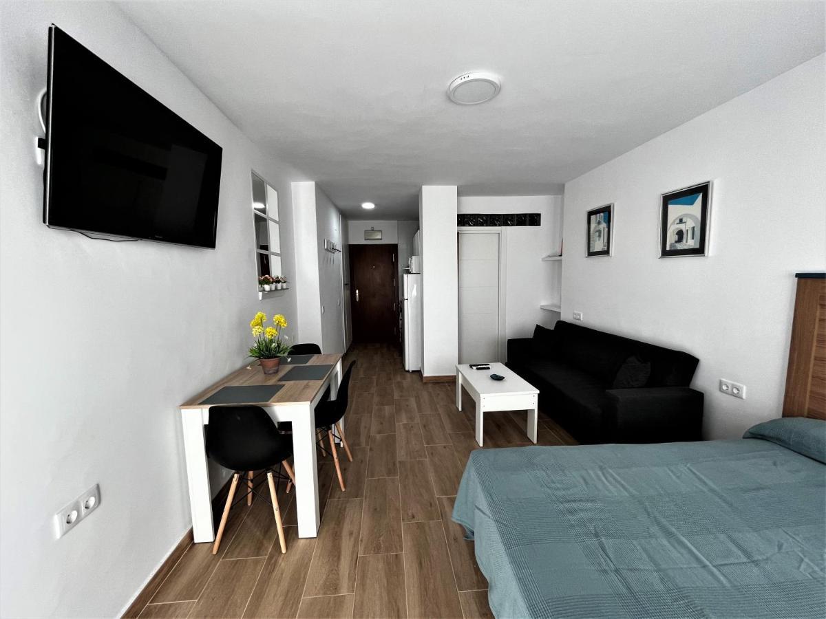 Ver7 - Estudio, Wifi, Fire Stick Amazon, Terraza, Vistas Al Mar, Piscina 토레몰리노스 외부 사진