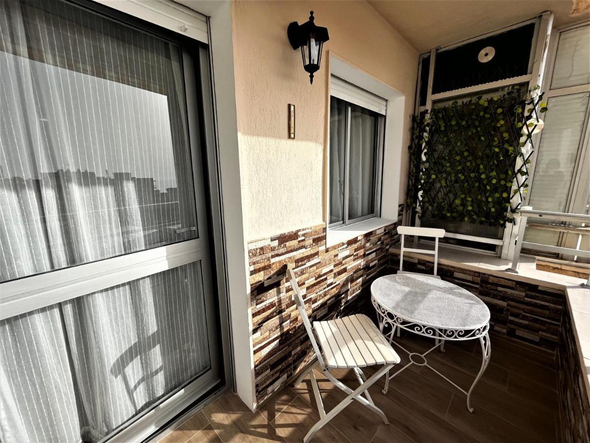 Ver7 - Estudio, Wifi, Fire Stick Amazon, Terraza, Vistas Al Mar, Piscina 토레몰리노스 외부 사진