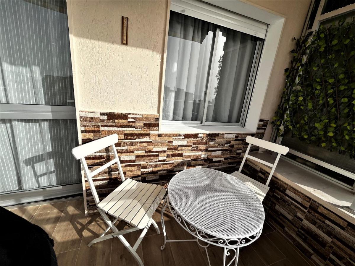 Ver7 - Estudio, Wifi, Fire Stick Amazon, Terraza, Vistas Al Mar, Piscina 토레몰리노스 외부 사진